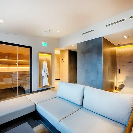 Welcome Hotel